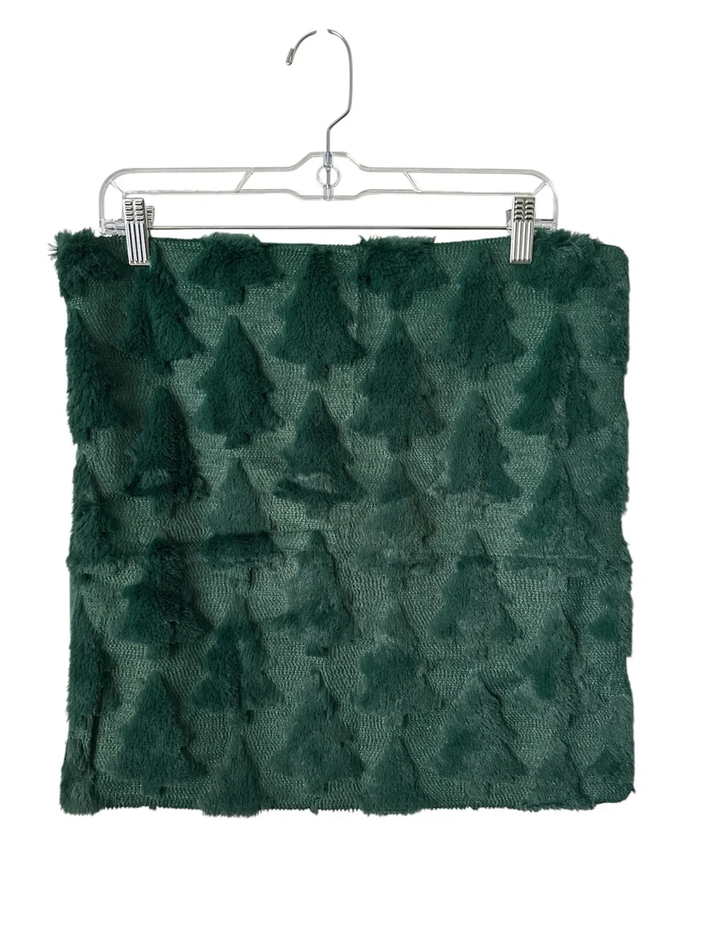 Unbranded Green Holiday Table Too Christmas Tree And  Square Green Pillow Case